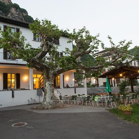 Locanda La Pignatta Arogno Bagian luar foto